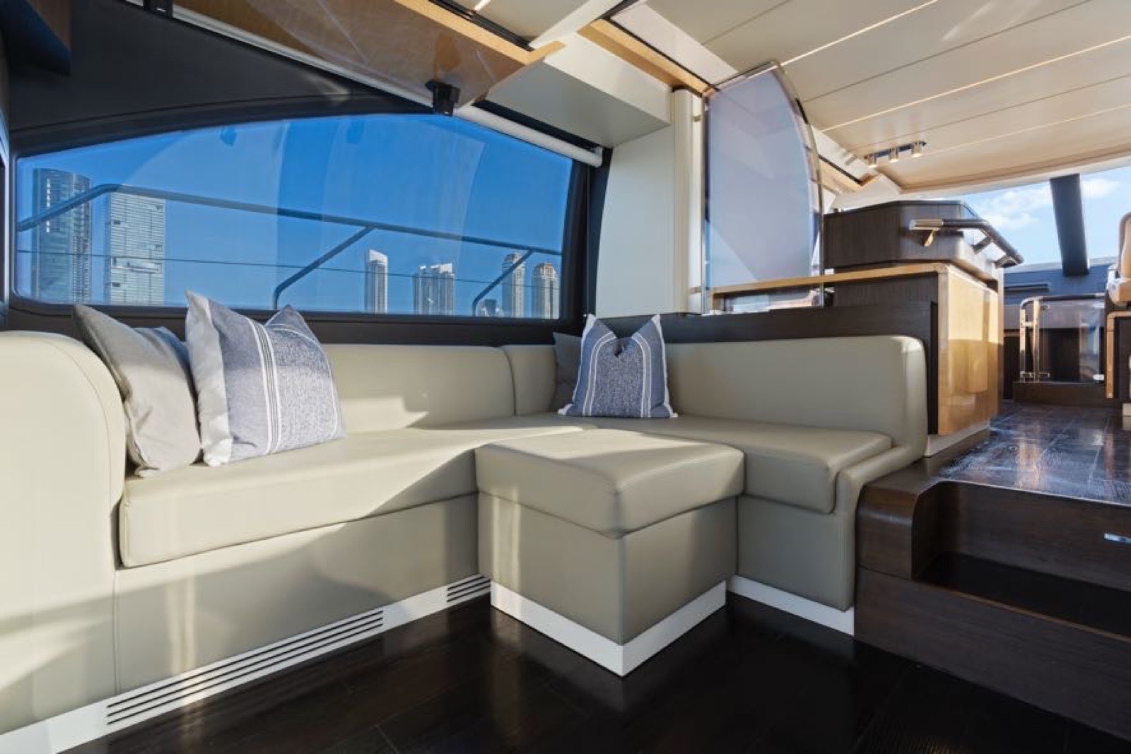 Azimut 68 "Paragon", photo 3 of 30